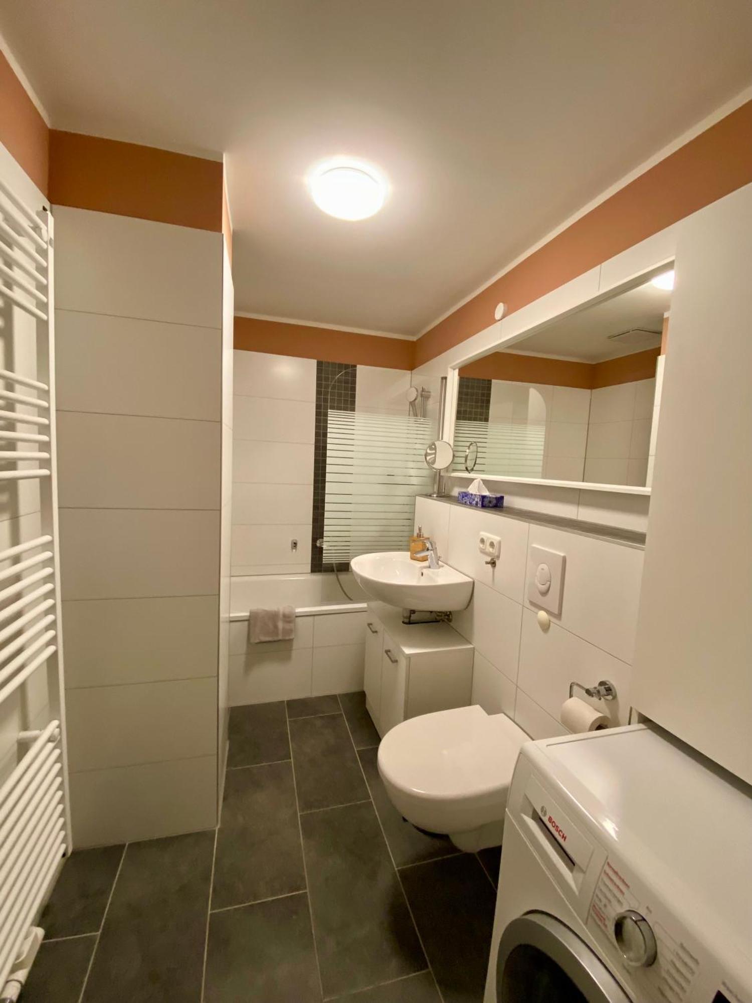 Apartment In Potsdam-babelsberg *